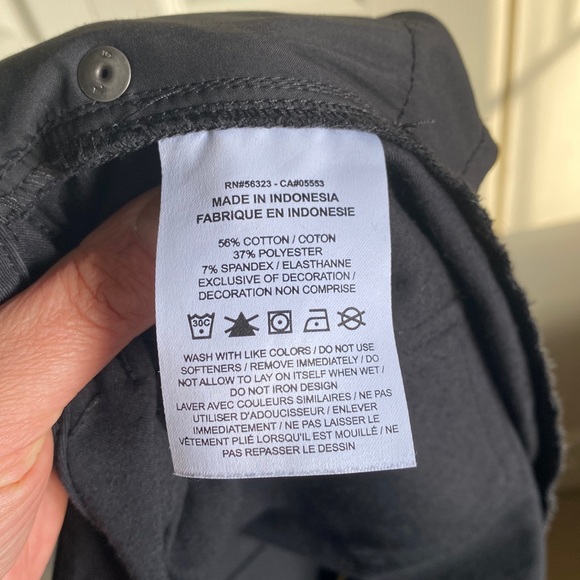 NIKE DRI FIT Slim Fit Black Pants Size M - Picture 3 of 11